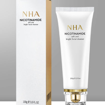 Niacinamide Facial Cleanser: Brighten & Smooth Skin